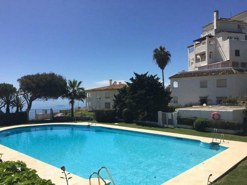 Apartamento Arena Beach Estepona Eksteriør billede
